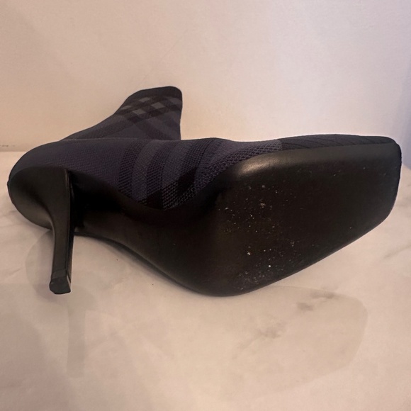 BURBERRY Dolman Check-Pattern Sock Ankle Boots - Picture 6 of 7